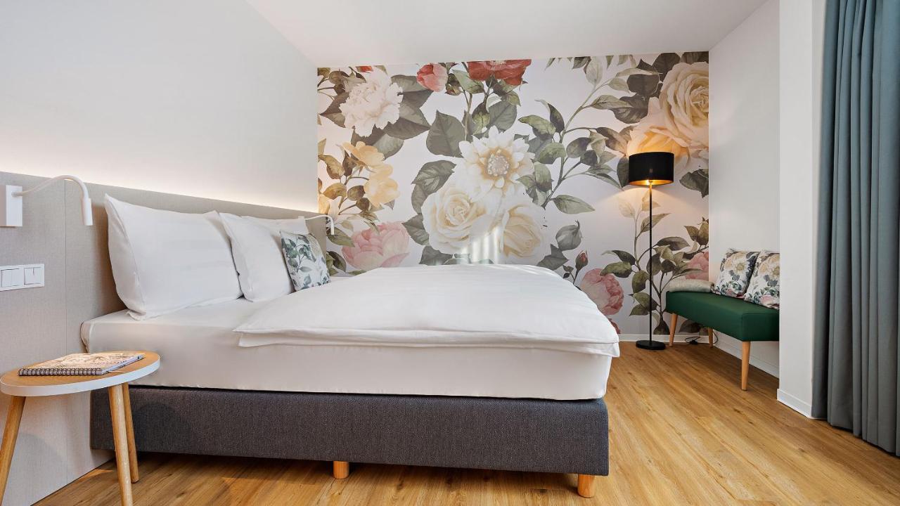 Hey Lou Hotel Karlsruhe Messe Rheinstetten Exteriör bild